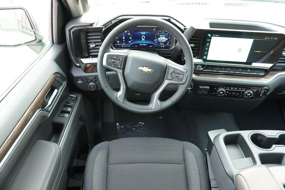 new 2025 Chevrolet Silverado 1500 car, priced at $47,590