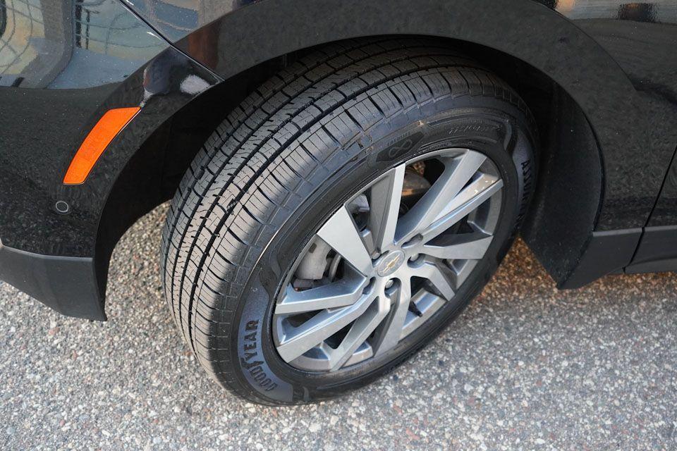 used 2023 Chevrolet Equinox car, priced at $27,254