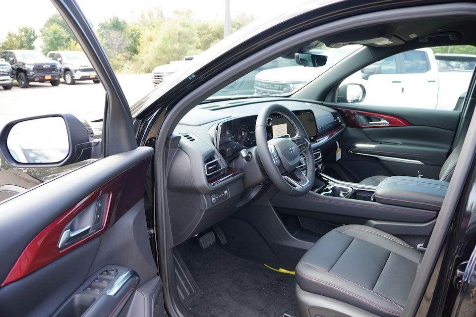 new 2026 Chevrolet Traverse car, priced at $49,661