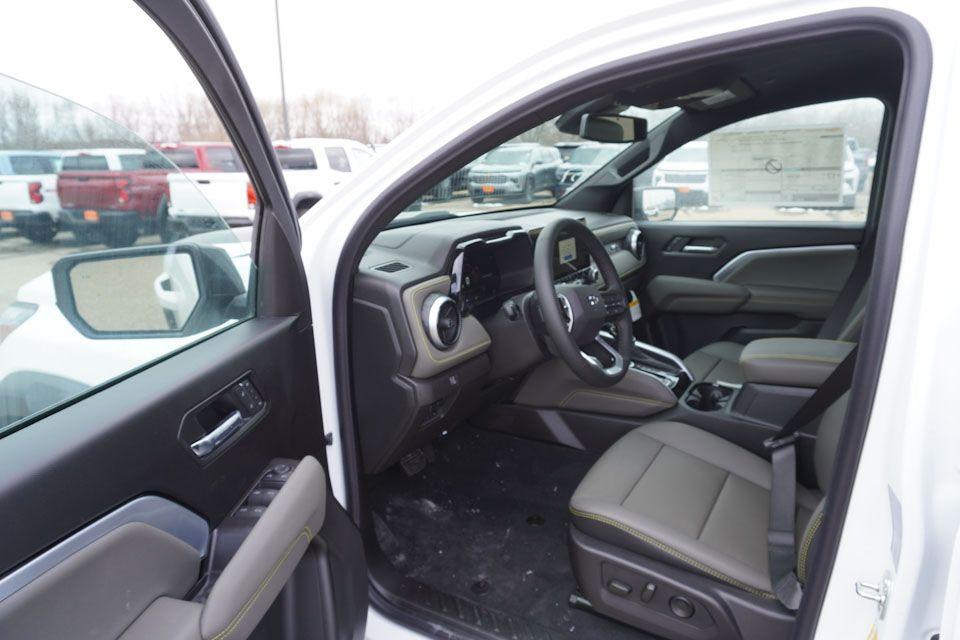 new 2025 Chevrolet Colorado car, priced at $48,220