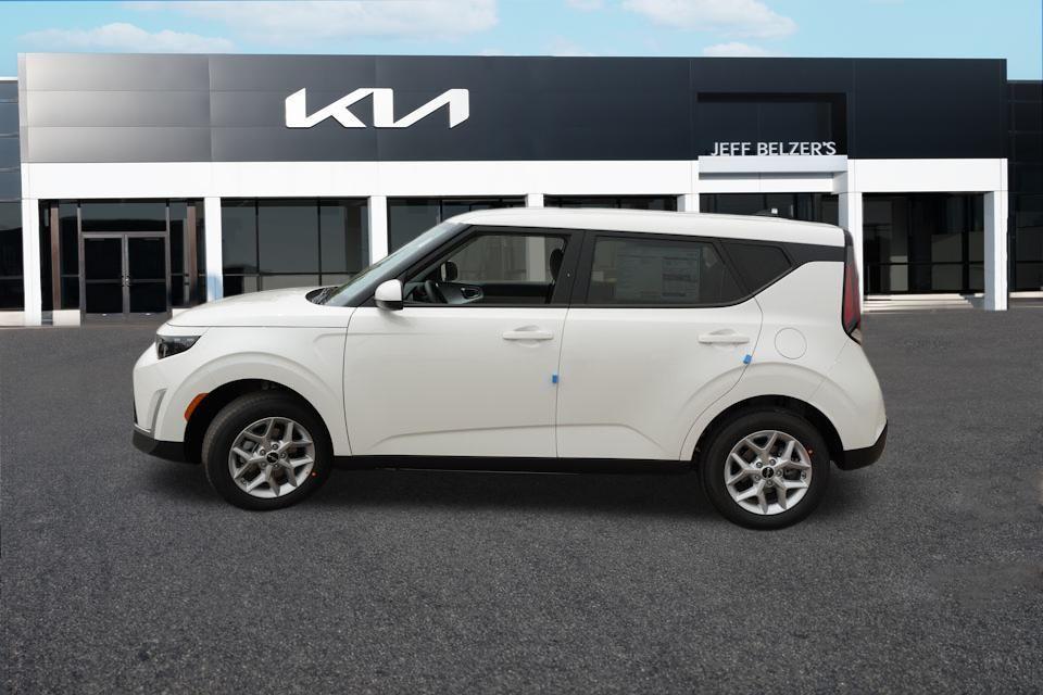 new 2025 Kia Soul car, priced at $20,537