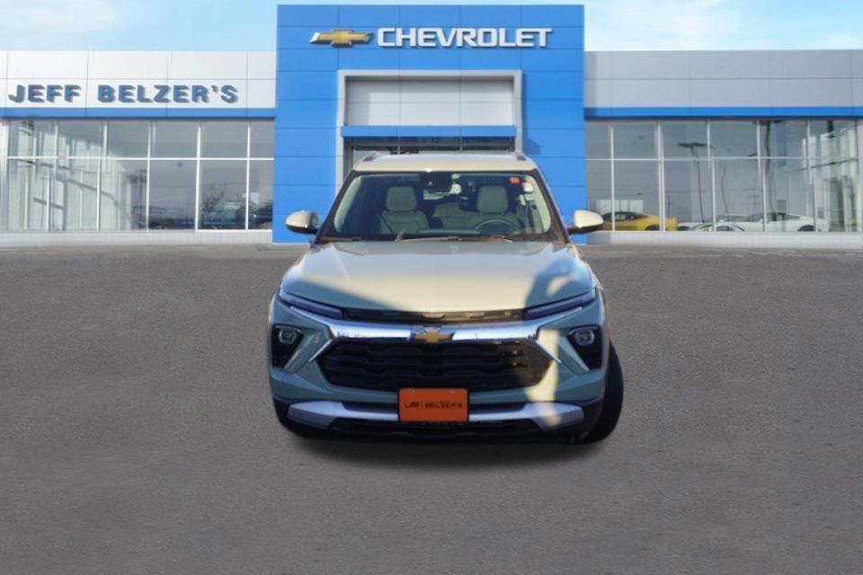 new 2025 Chevrolet TrailBlazer car, priced at $28,940