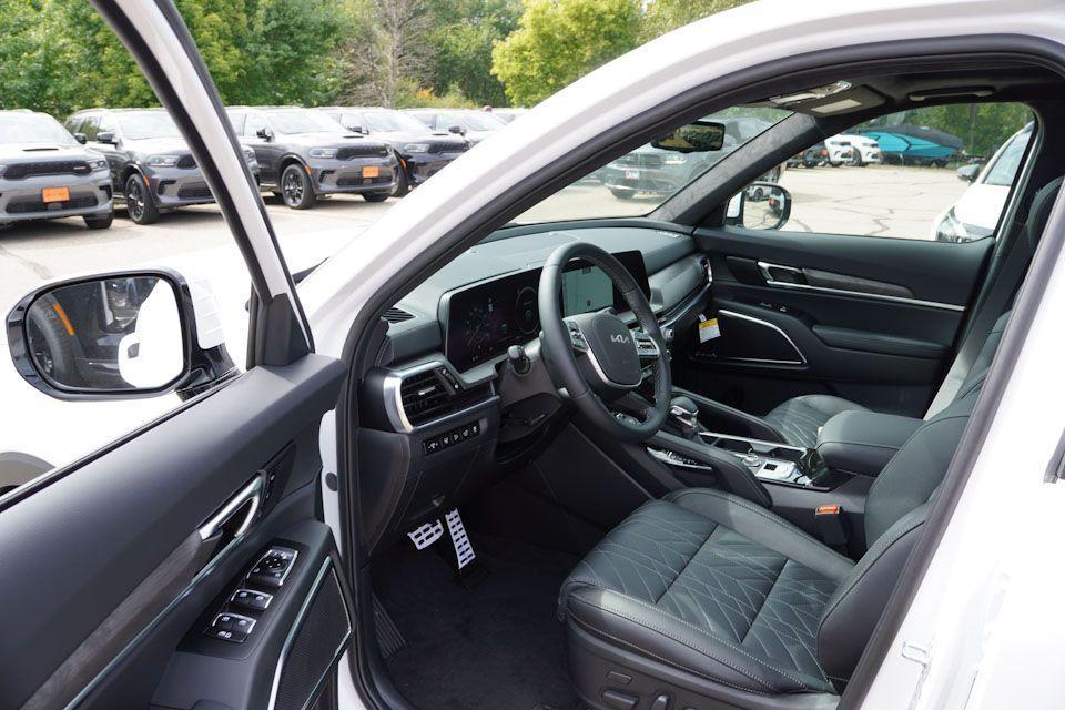 new 2025 Kia Telluride car, priced at $48,507