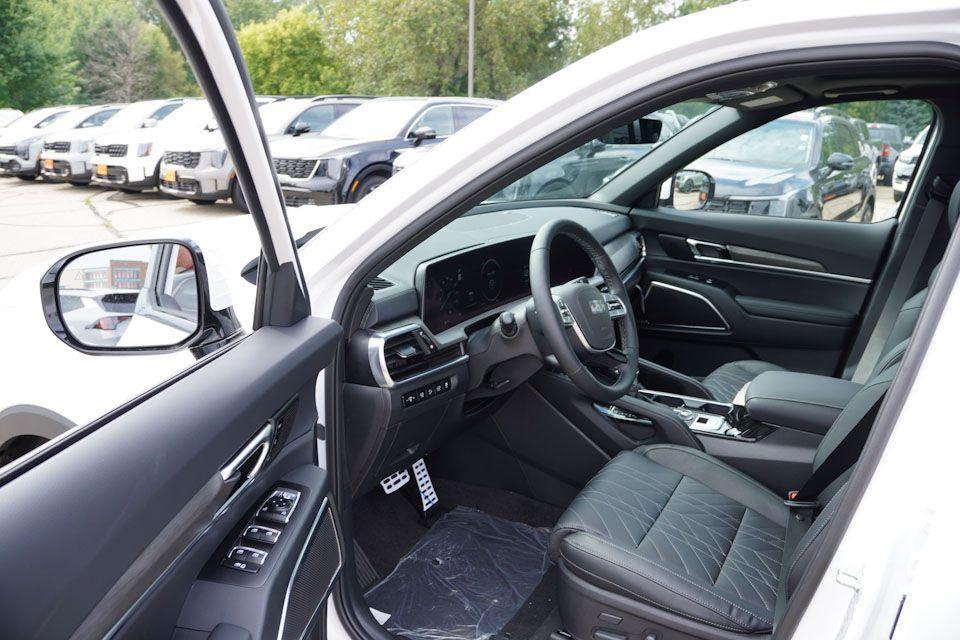 new 2025 Kia Telluride car, priced at $47,067