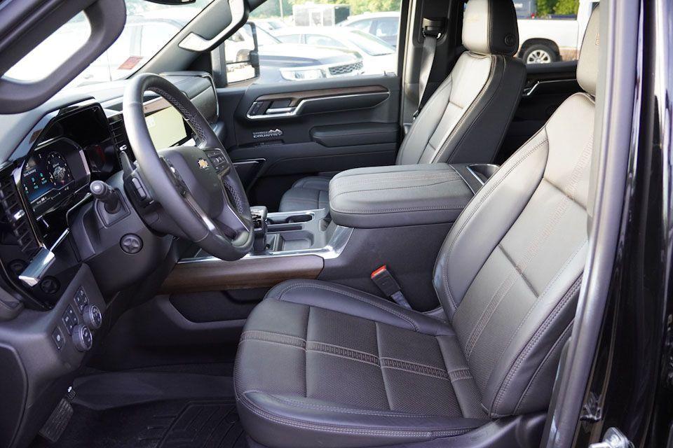 used 2024 Chevrolet Silverado 1500 car, priced at $59,969