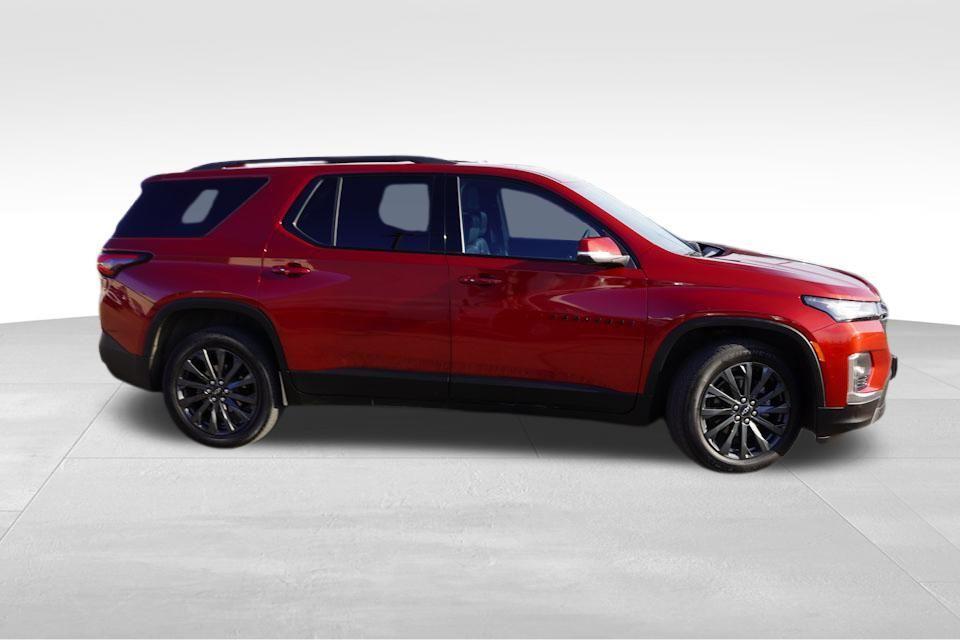 used 2023 Chevrolet Traverse car, priced at $33,987
