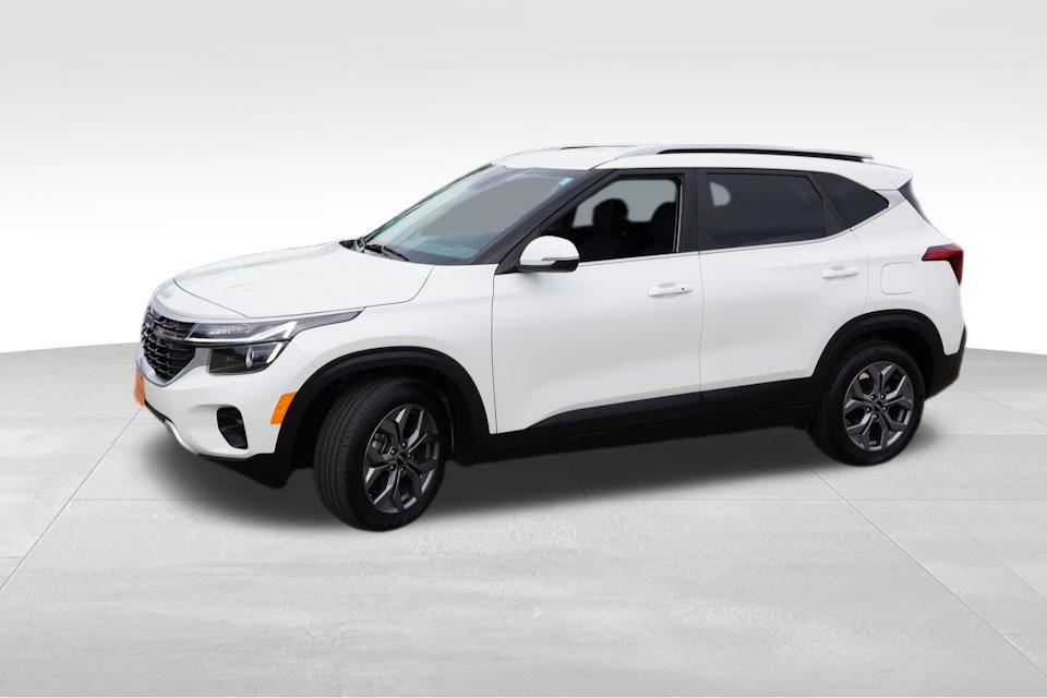 used 2024 Kia Seltos car, priced at $21,559