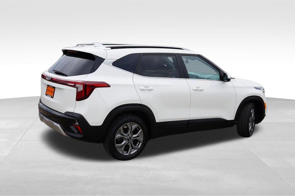 used 2024 Kia Seltos car, priced at $21,559