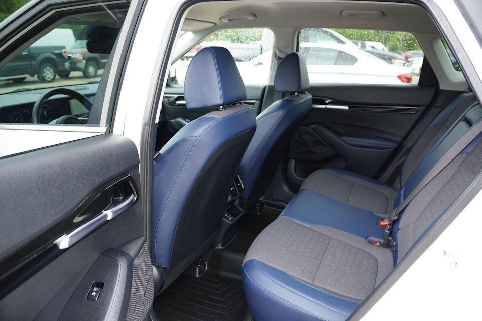 used 2024 Kia Seltos car, priced at $21,559