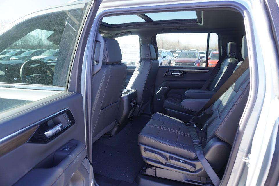 new 2025 Chevrolet Suburban car, priced at $83,585