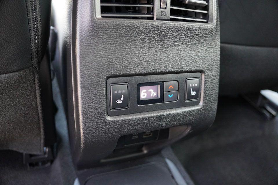 used 2023 Mitsubishi Outlander PHEV car, priced at $33,577
