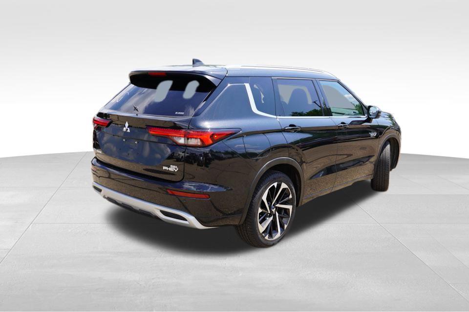 used 2023 Mitsubishi Outlander PHEV car, priced at $33,577
