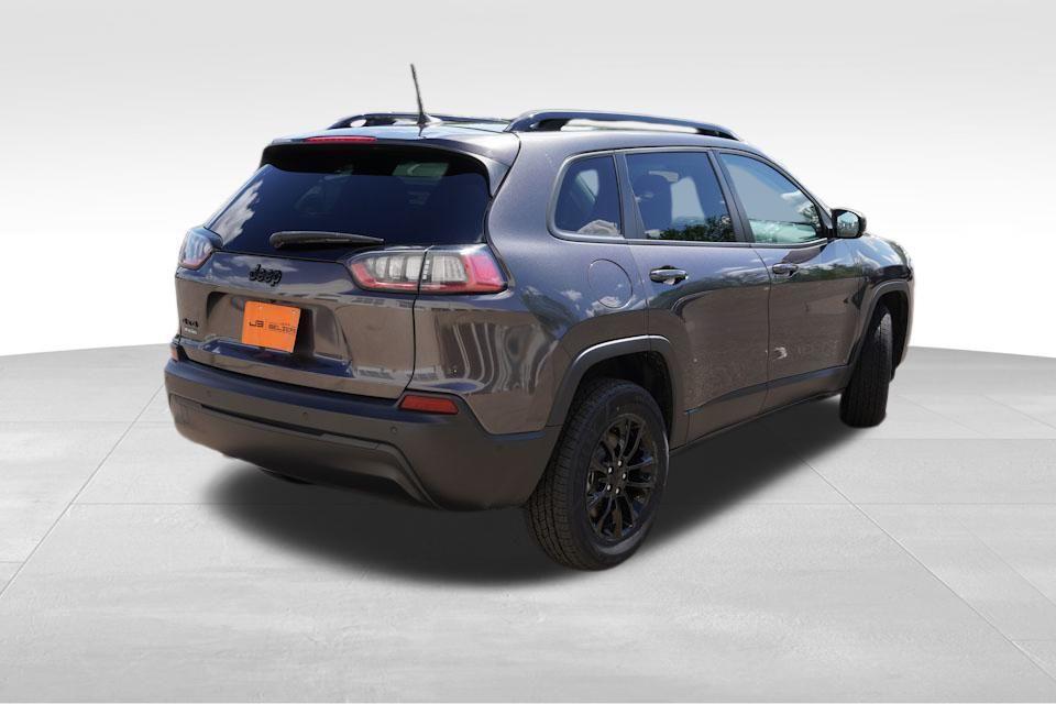 used 2023 Jeep Cherokee car, priced at $21,694