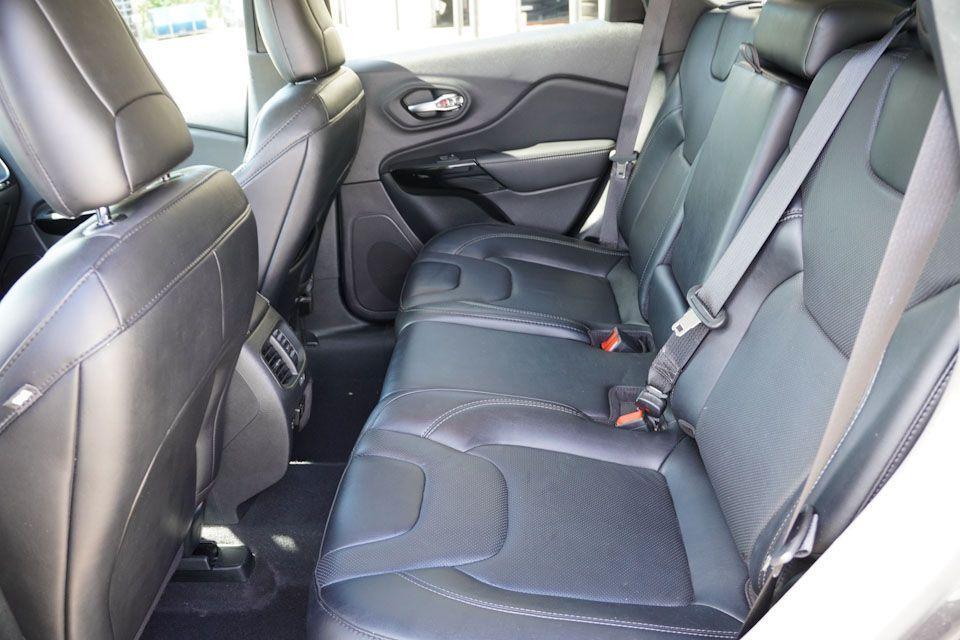 used 2023 Jeep Cherokee car, priced at $21,694