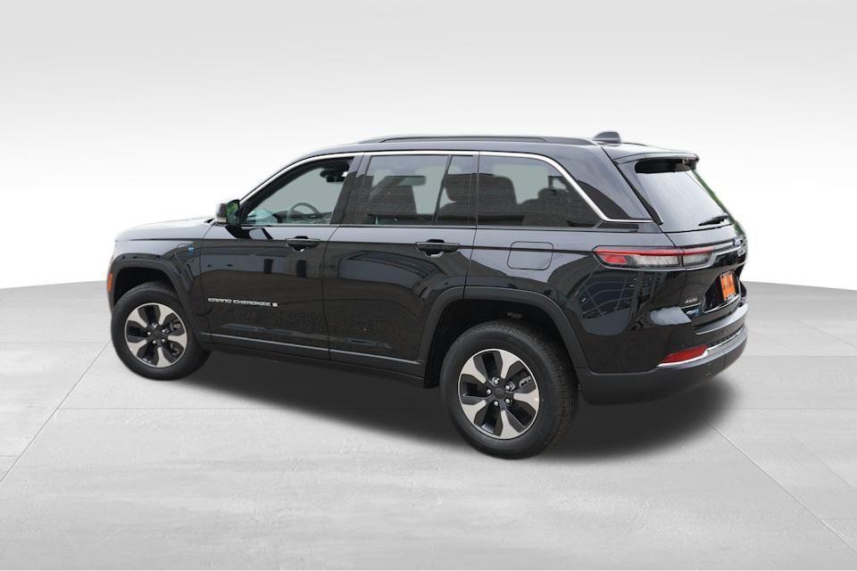 used 2024 Jeep Grand Cherokee 4xe car, priced at $39,231