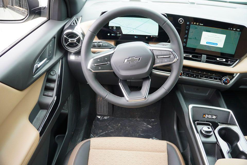 new 2026 Chevrolet Equinox car, priced at $33,940