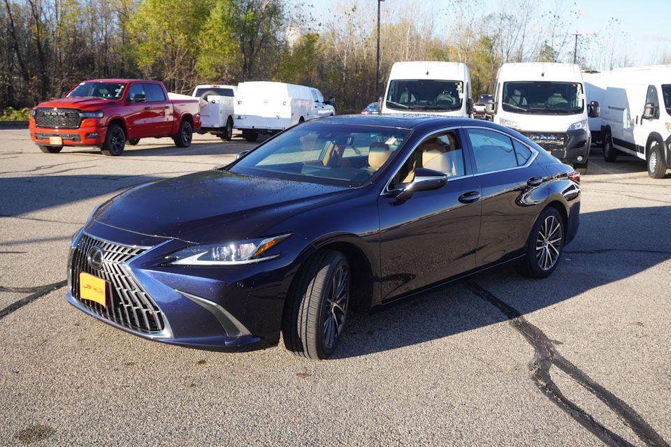 used 2022 Lexus ES 350 car, priced at $34,493