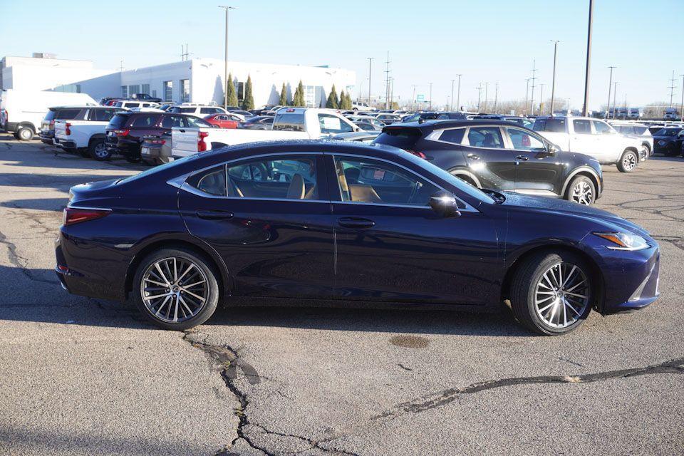 used 2022 Lexus ES 350 car, priced at $34,493