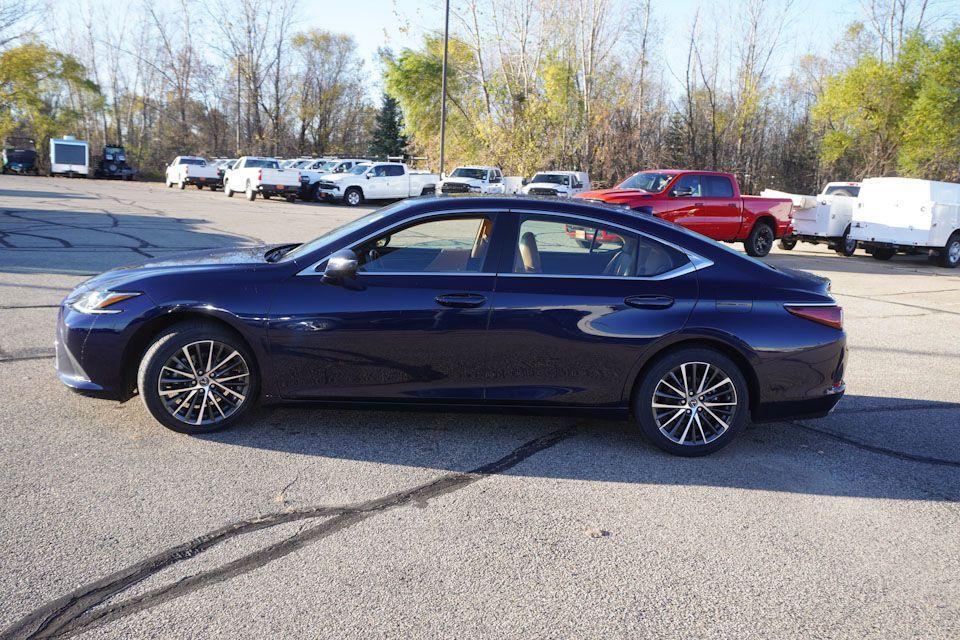 used 2022 Lexus ES 350 car, priced at $34,493