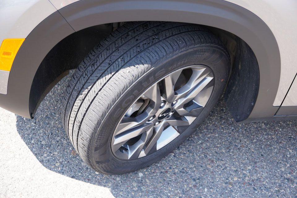 used 2023 Kia Seltos car, priced at $20,339