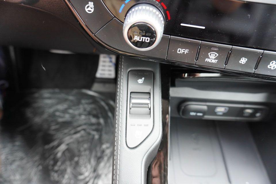 new 2025 Kia Telluride car, priced at $48,049