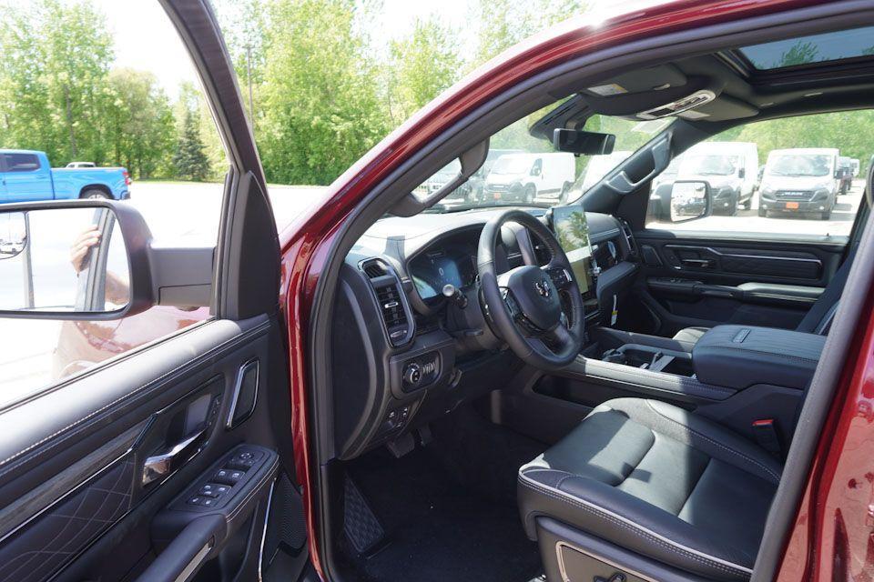 new 2025 Ram 1500 car, priced at $71,619
