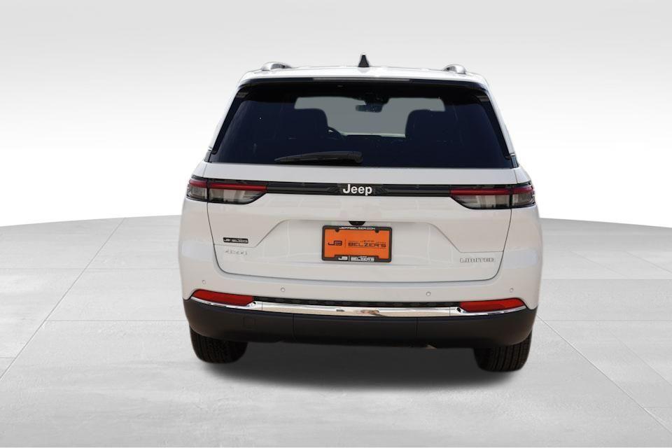 used 2025 Jeep Grand Cherokee car, priced at $39,291
