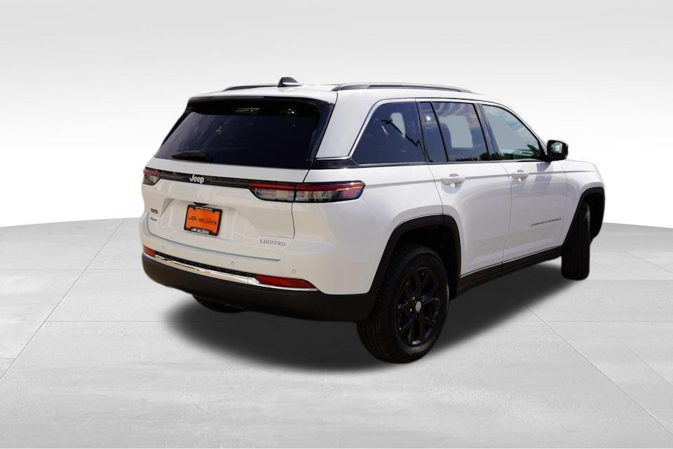 used 2025 Jeep Grand Cherokee car, priced at $39,291