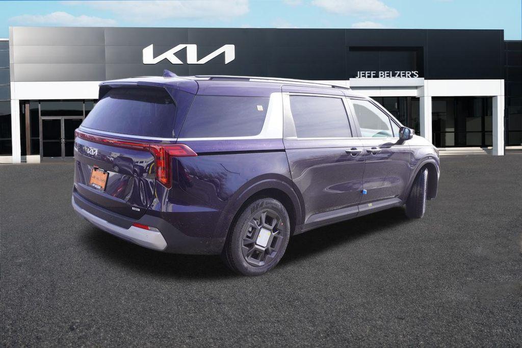 new 2025 Kia Carnival Hybrid car, priced at $42,498