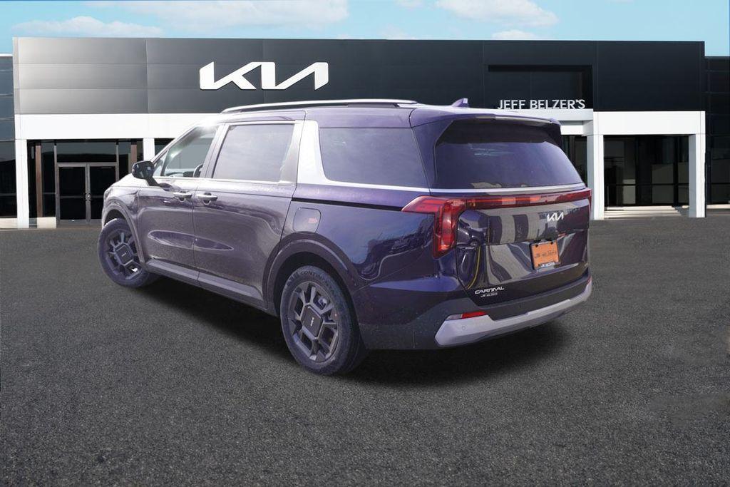 new 2025 Kia Carnival Hybrid car, priced at $42,498