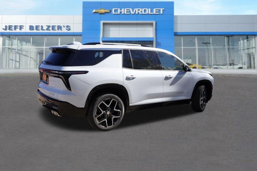 new 2026 Chevrolet Traverse car, priced at $57,274