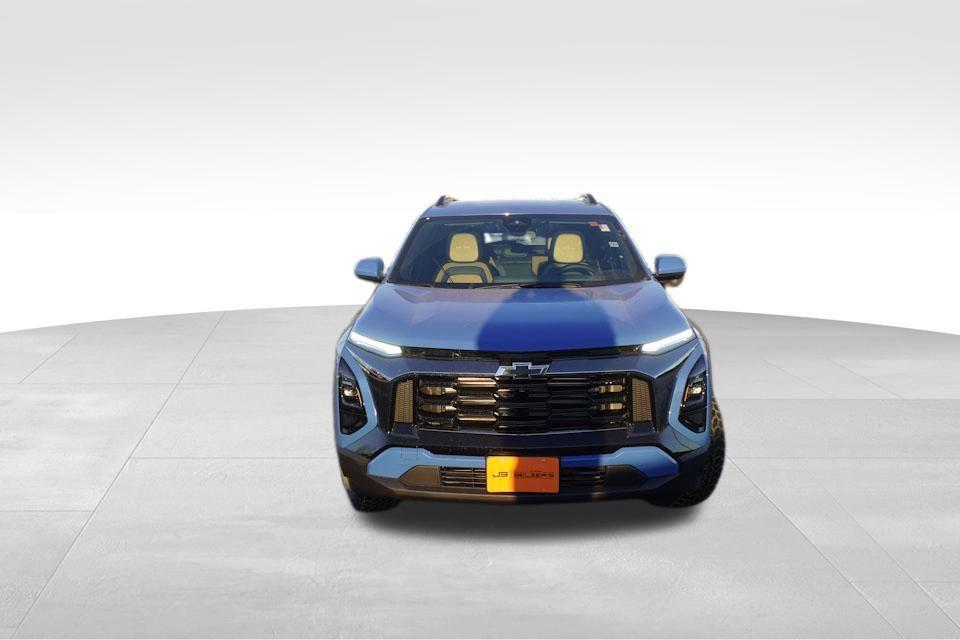 new 2025 Chevrolet Equinox car, priced at $32,245