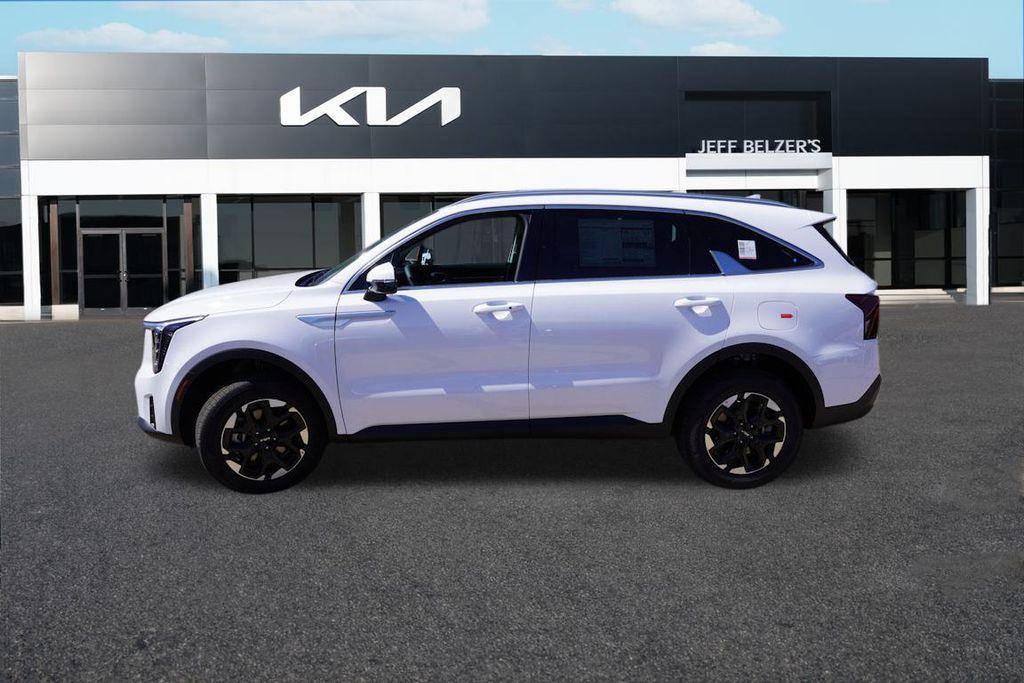 new 2026 Kia Sorento car, priced at $33,905