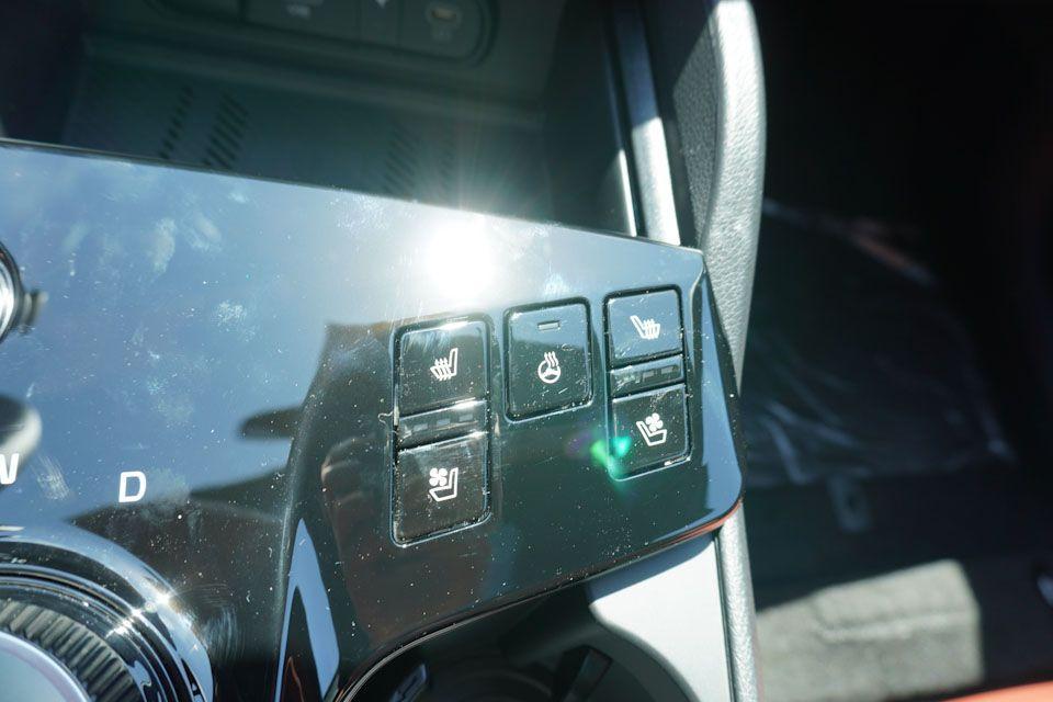 new 2025 Kia Sportage Hybrid car, priced at $36,569