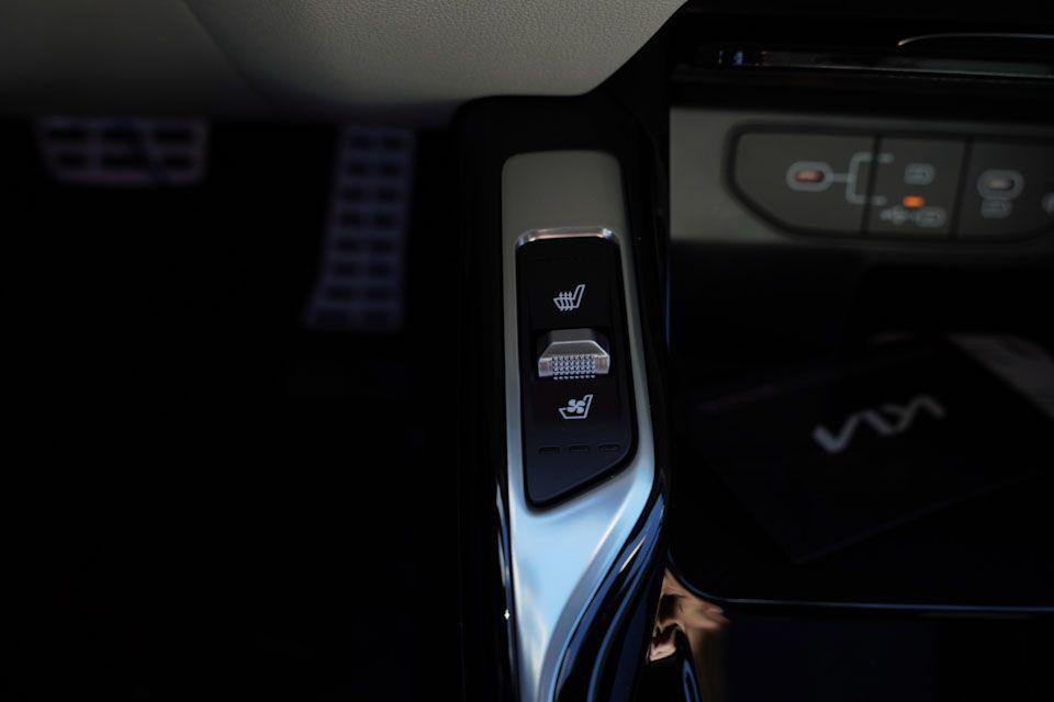 new 2026 Kia Sorento Hybrid car, priced at $45,698