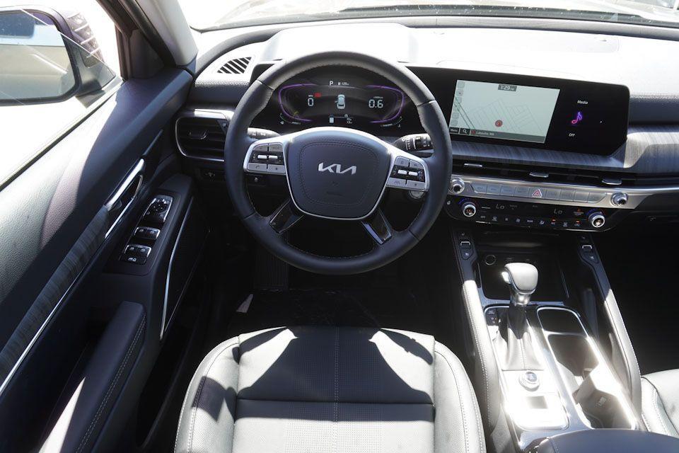 new 2025 Kia Telluride car, priced at $43,330