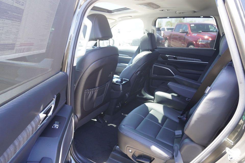 new 2025 Kia Telluride car, priced at $43,330