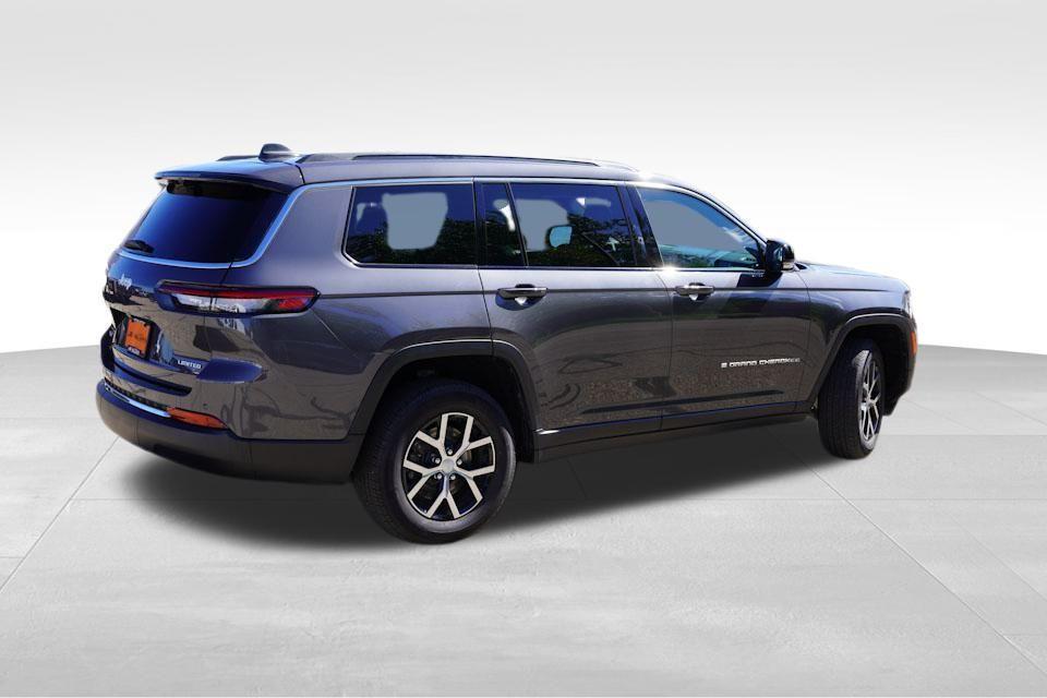 used 2024 Jeep Grand Cherokee L car, priced at $37,542