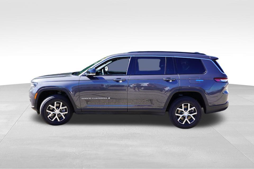 used 2024 Jeep Grand Cherokee L car, priced at $37,542