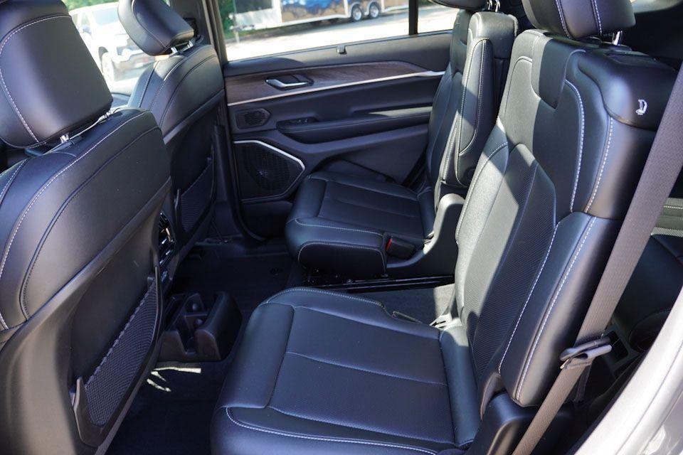 used 2024 Jeep Grand Cherokee L car, priced at $37,542