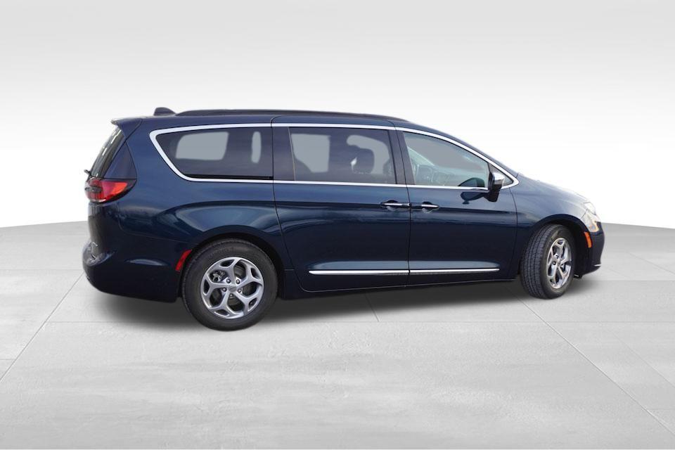 used 2023 Chrysler Pacifica car, priced at $31,971