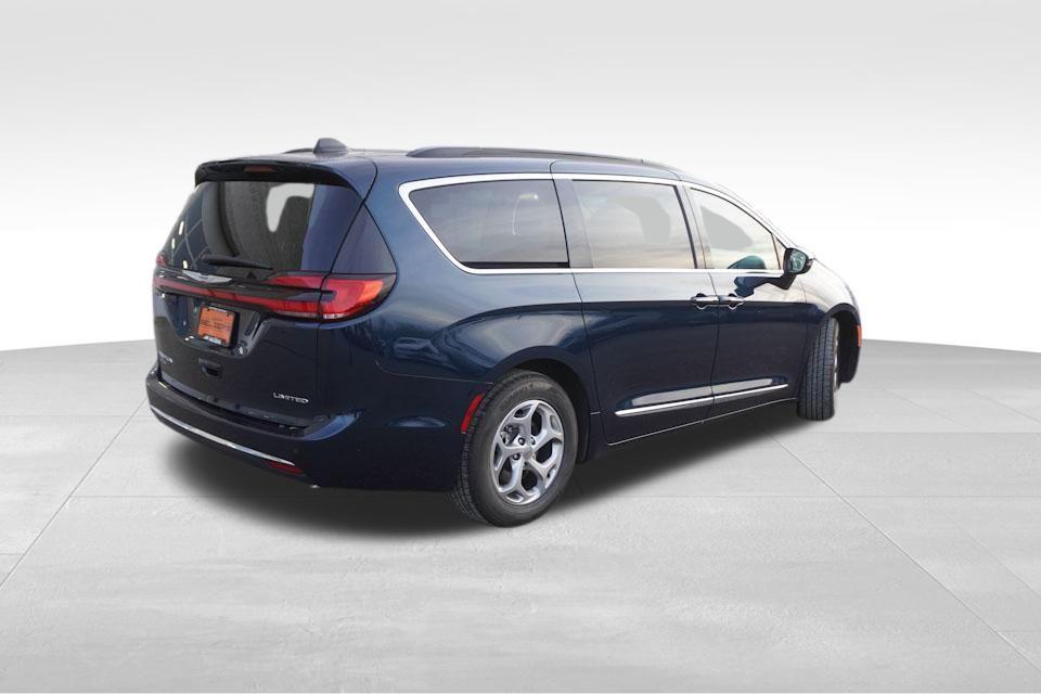 used 2023 Chrysler Pacifica car, priced at $31,971