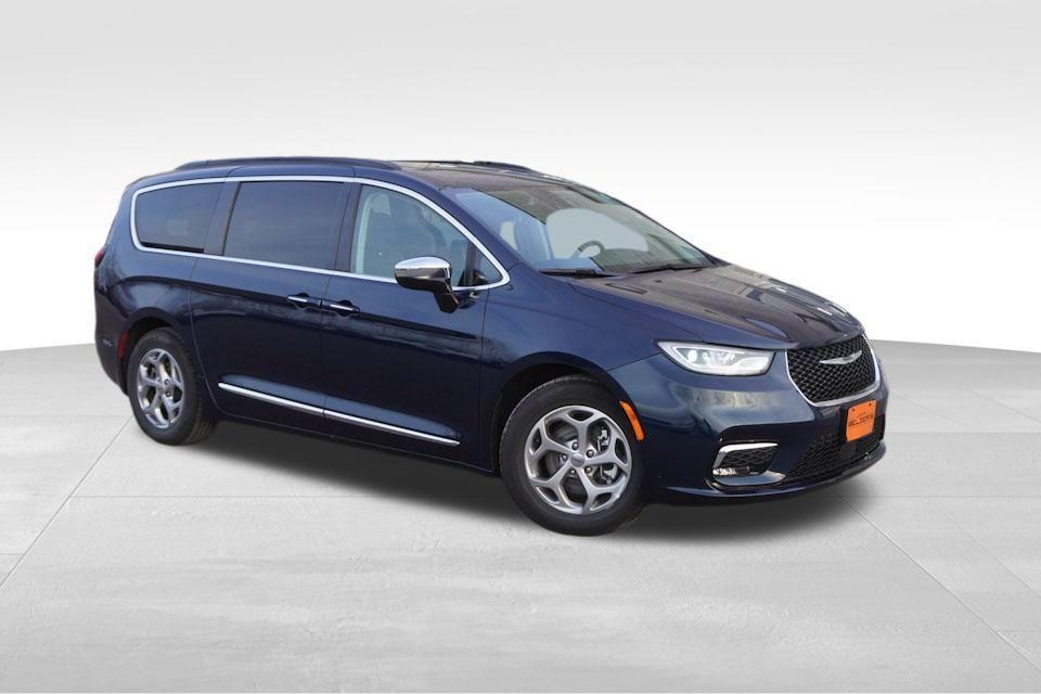 used 2023 Chrysler Pacifica car, priced at $31,971