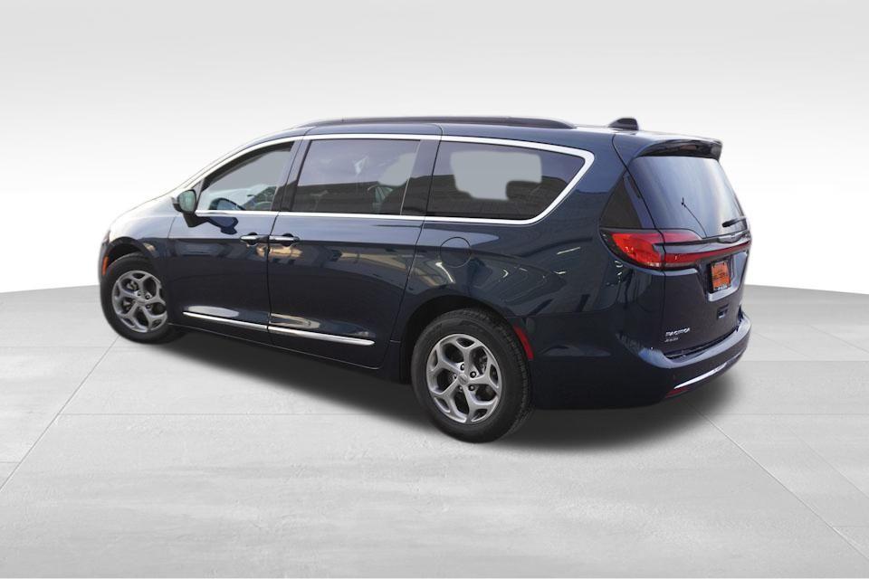 used 2023 Chrysler Pacifica car, priced at $31,971