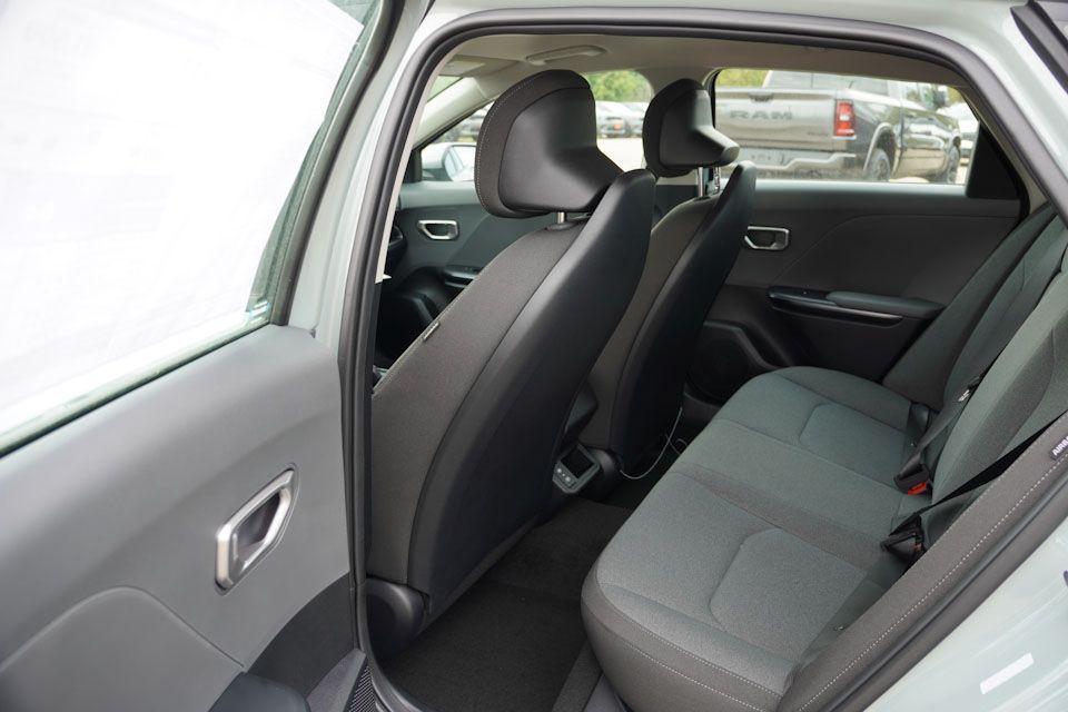 new 2025 Kia K4 car, priced at $21,723