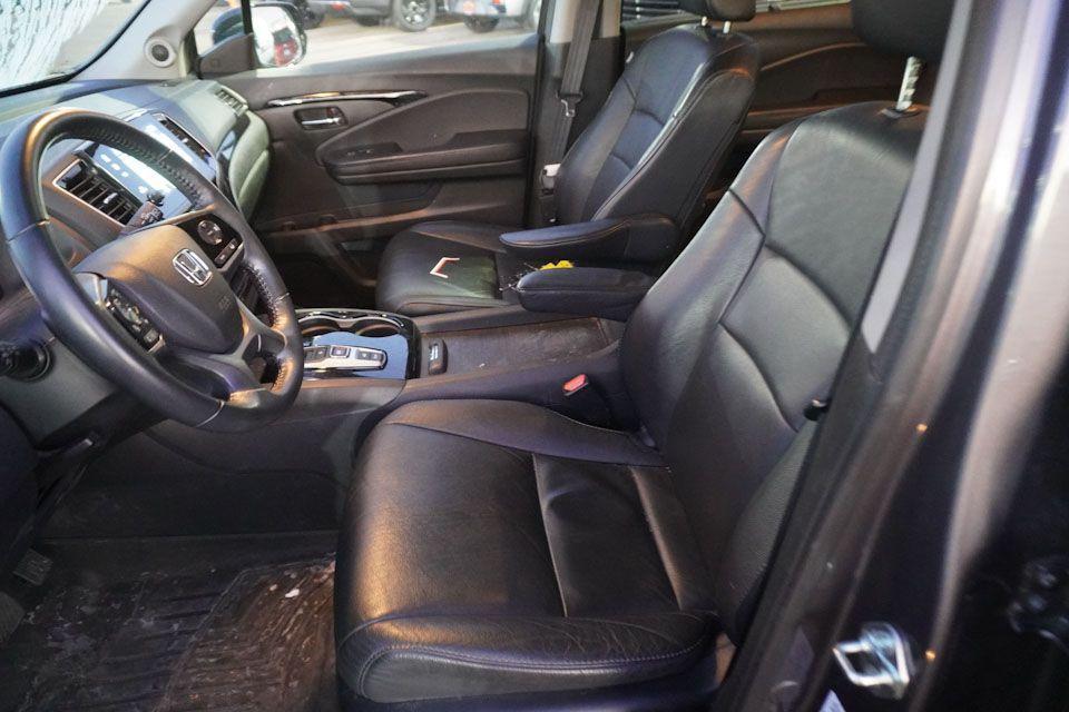 used 2020 Honda Pilot car, priced at $30,776