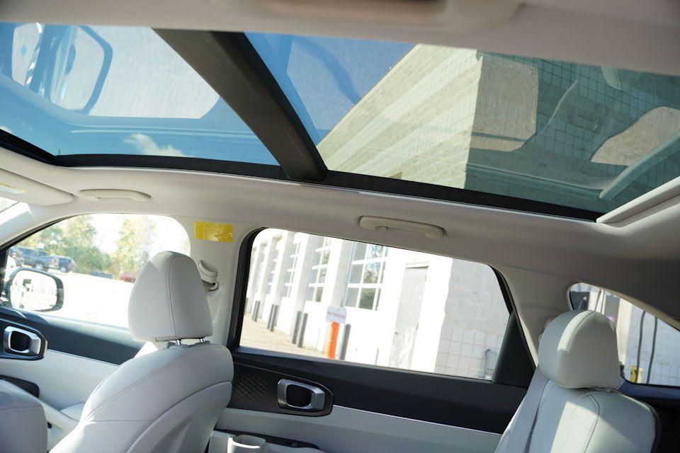 new 2026 Kia Sorento Hybrid car, priced at $41,781
