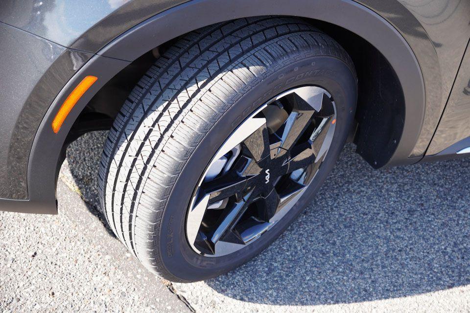 new 2026 Kia Sorento Hybrid car, priced at $41,781