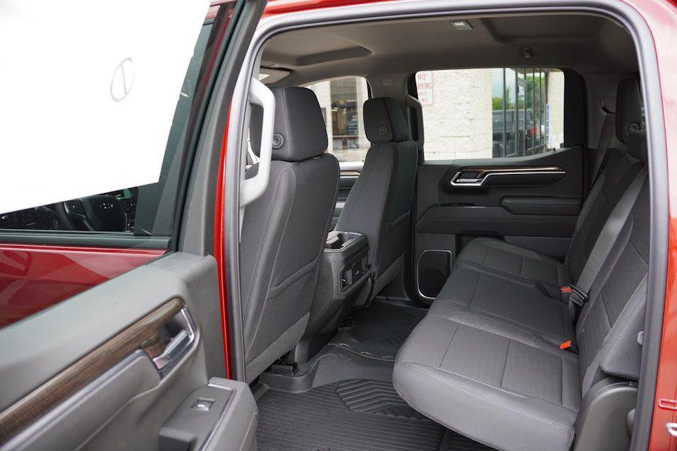 new 2025 Chevrolet Silverado 1500 car, priced at $55,885