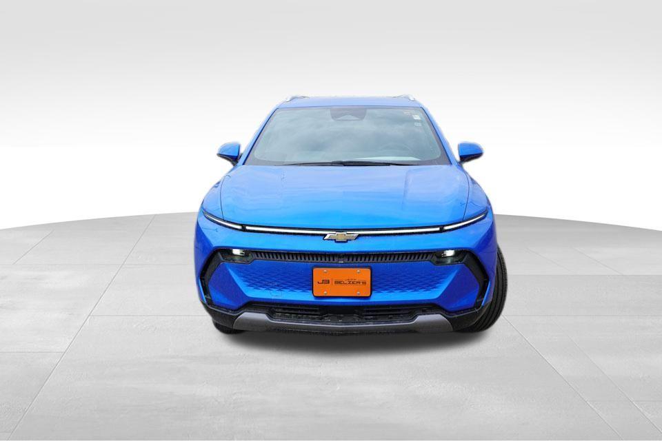 new 2025 Chevrolet Equinox EV car, priced at $36,190